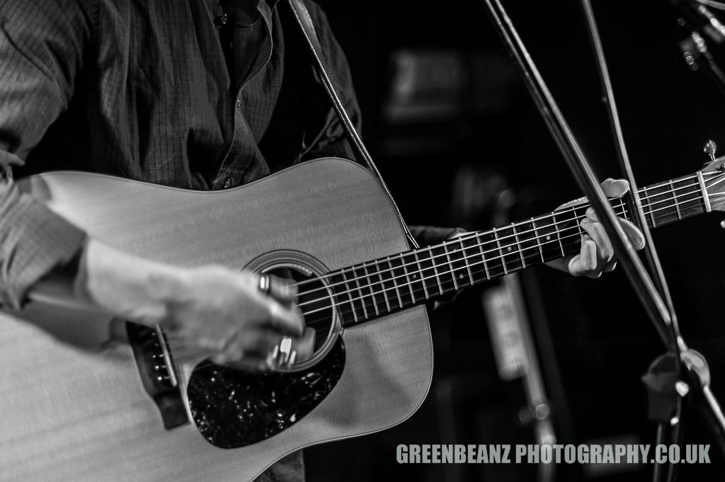 Plymouth-live-music-Photography-Guitar-Paul-Armer-Black-and-nwhite