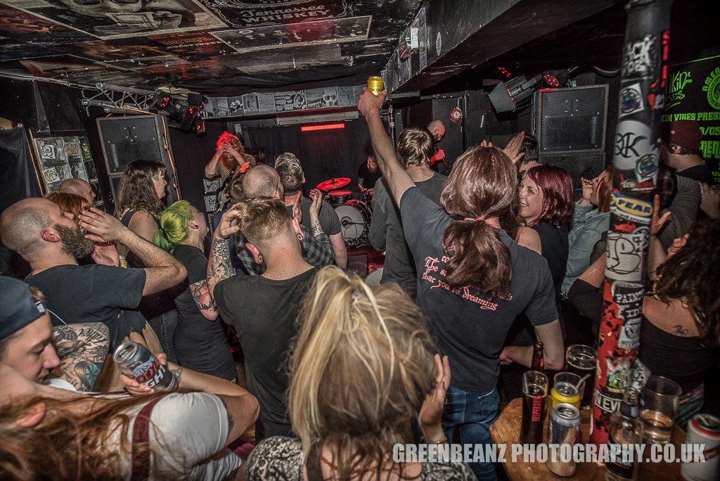 Gig Photograph at Underground Plymouth fans watching Damerels perform