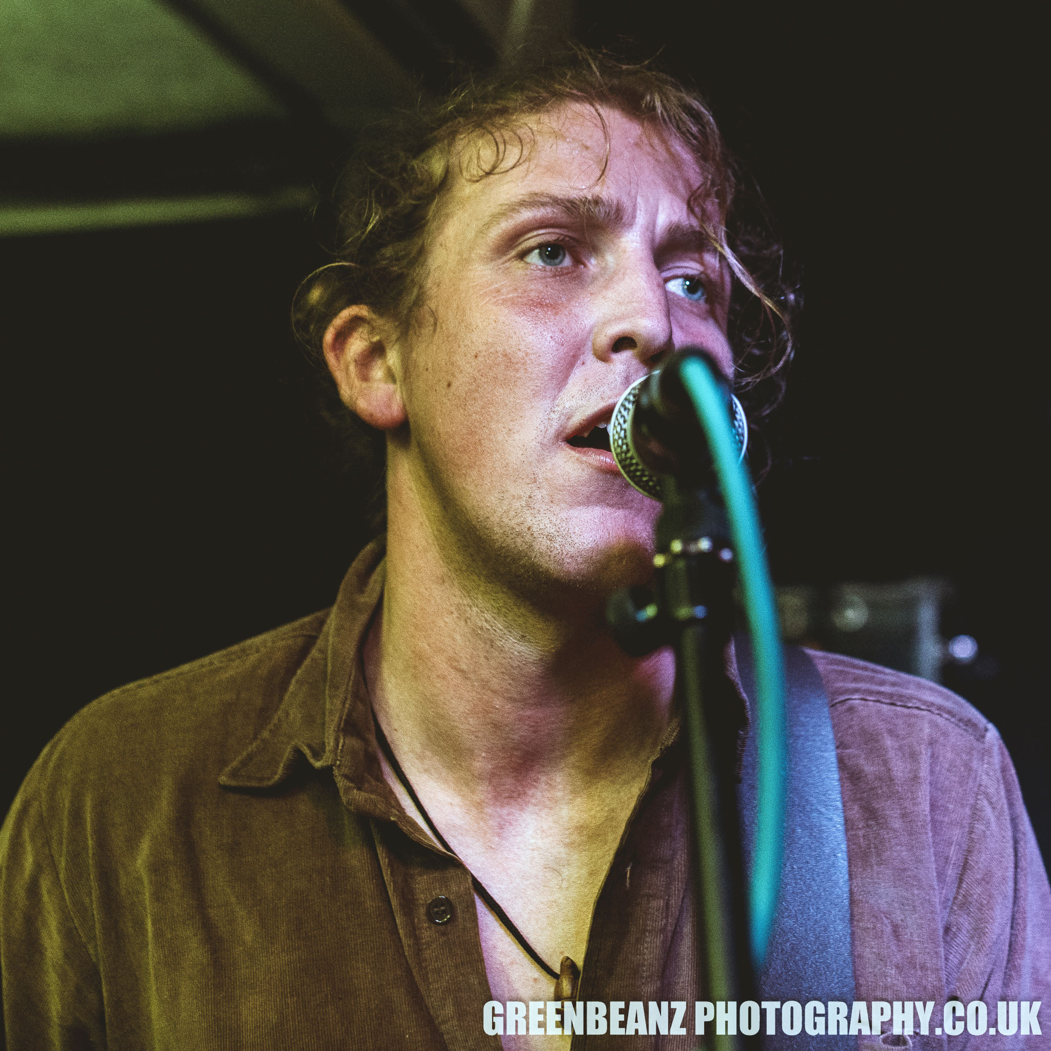 Matt Deveson of Trampolene shreds in nice threads at The Junction Plymouth